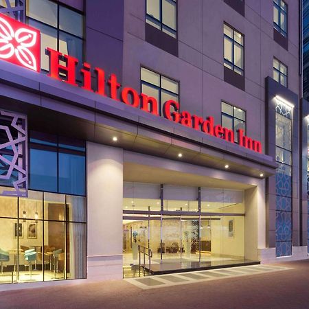 Hilton Garden Inn Dubai Deira מראה חיצוני תמונה